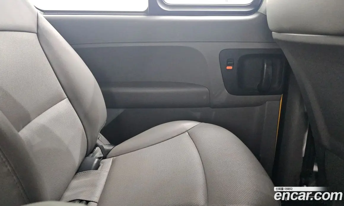 Hyundai Starex 2020 2.4 автомат (гидро), фото 14