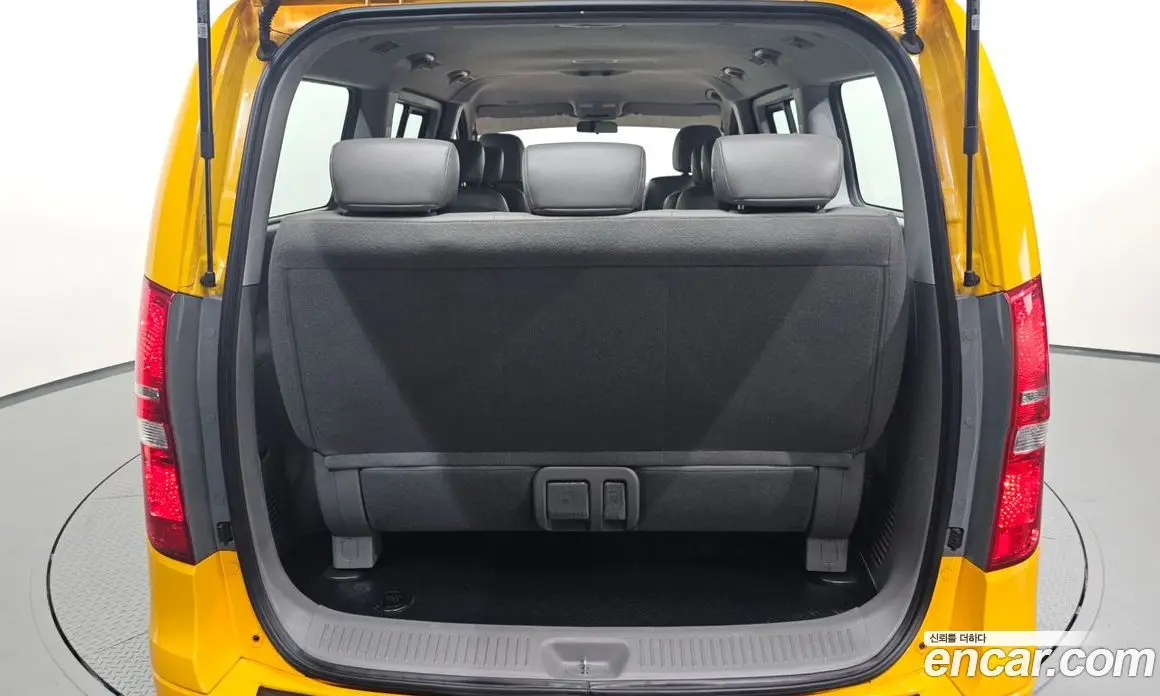 Hyundai Starex 2020 2.4 автомат (гидро), фото 25