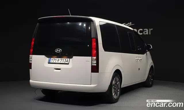 Hyundai Staria 2024 2.2 автомат (гидро), миниатюра 2 Hyundai Staria 2024 2.2 автомат (гидро), миниатюра 2