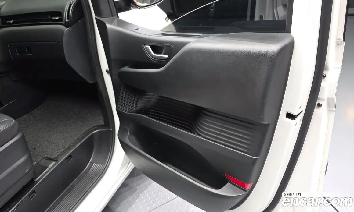 Hyundai Staria 2024 2.2 автомат (гидро), фото 15 Hyundai Staria 2024 2.2 автомат (гидро), фото 15