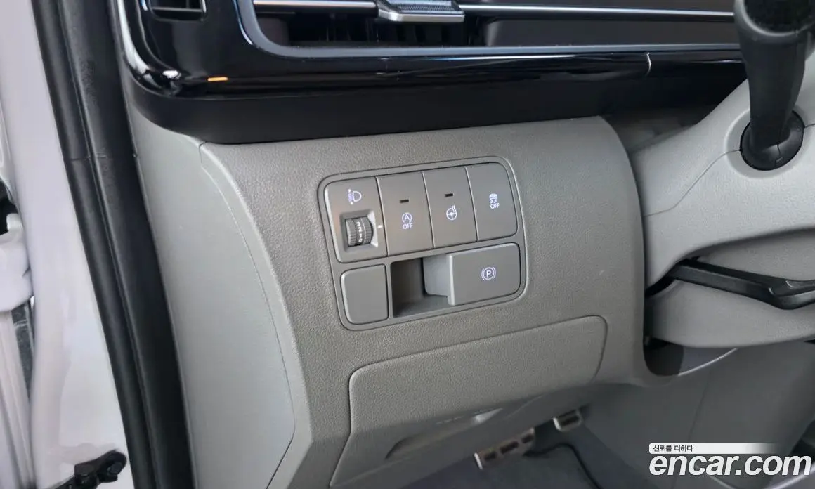 Hyundai Staria 2024 2.2 автомат (гидро), фото 29