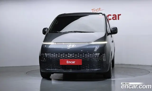 Hyundai Staria 2024 3.5 автомат (гидро), миниатюра 3