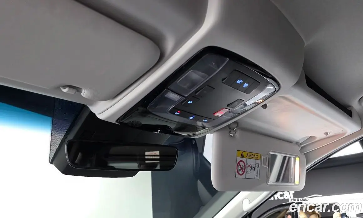 Hyundai Staria 2024 3.5 автомат (гидро), фото 26