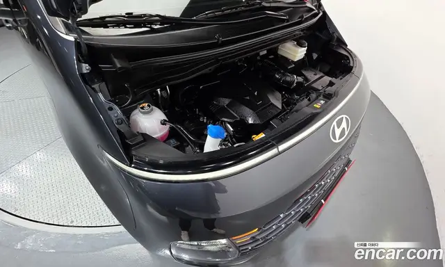Hyundai Staria 2024 3.5 автомат (гидро), миниатюра 6
