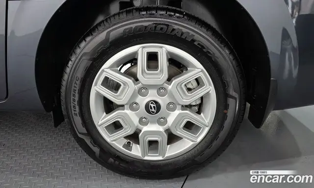 Hyundai Staria 2024 3.5 автомат (гидро), миниатюра 7