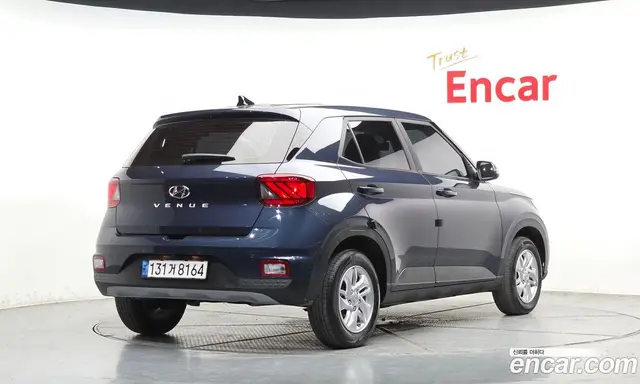 Hyundai Venue 2022 1.6 автомат (гидро), миниатюра 2