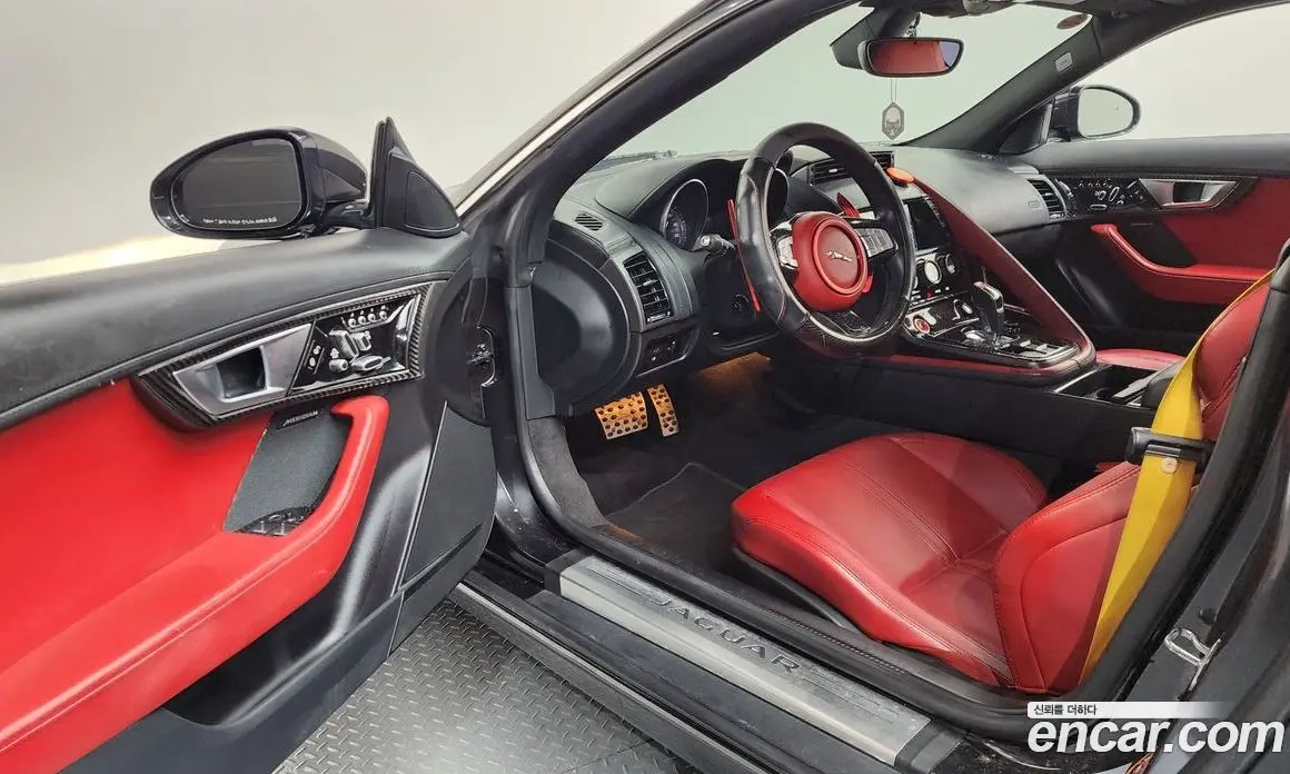 Jaguar F-Type 2014 3.0 автомат (гидро), фото 10 Jaguar F-Type 2014 3.0 автомат (гидро), фото 10