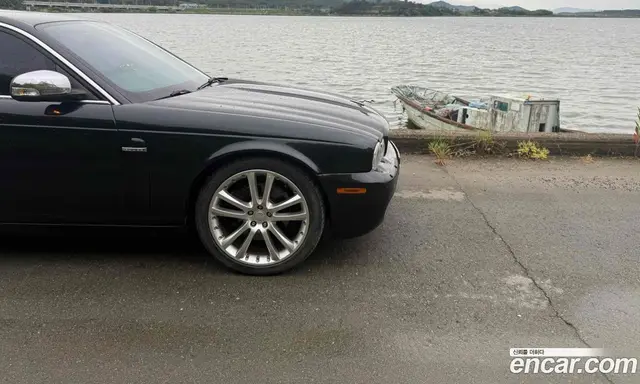 Jaguar XJ 2008 2.7 автомат (гидро), миниатюра 10 Jaguar XJ 2008 2.7 автомат (гидро), миниатюра 10