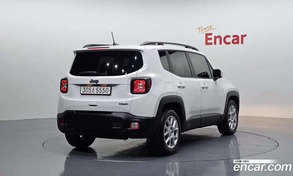 Jeep Renegade 2021 2.4 автомат (гидро), фото 2