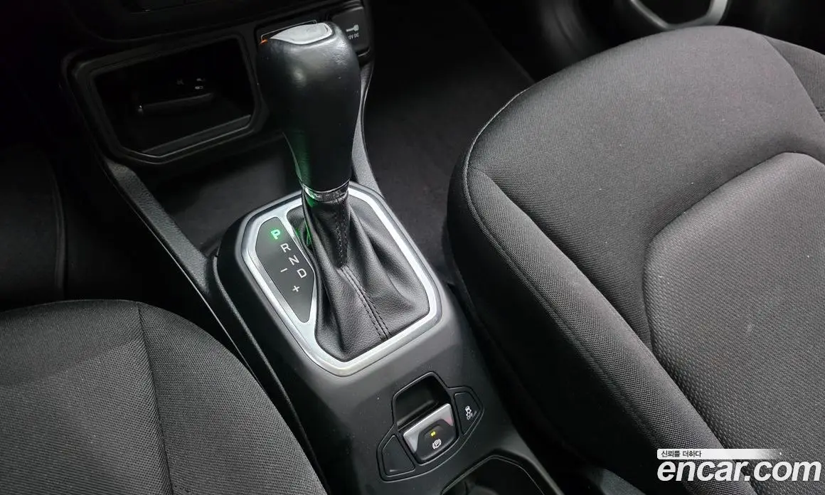 Jeep Renegade 2021 2.4 автомат (гидро), фото 12