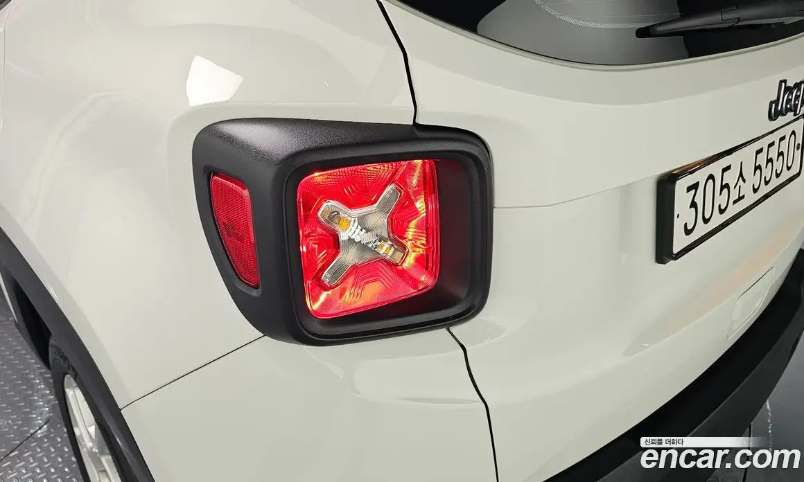 Jeep Renegade 2021 2.4 автомат (гидро), фото 9