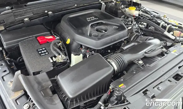 Jeep Wrangler 2021 2.0 автомат (гидро), миниатюра 6 Jeep Wrangler 2021 2.0 автомат (гидро), миниатюра 6