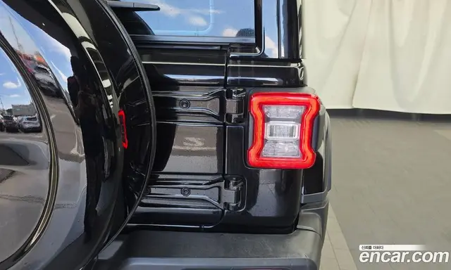 Jeep Wrangler 2021 2.0 автомат (гидро), миниатюра 9 Jeep Wrangler 2021 2.0 автомат (гидро), миниатюра 9