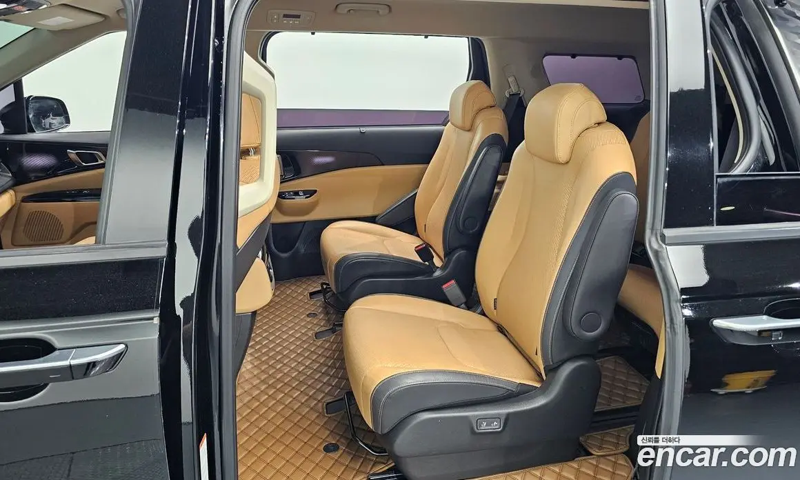 Kia Carnival 2022 2.2 автомат (гидро), фото 17 Kia Carnival 2022 2.2 автомат (гидро), фото 17