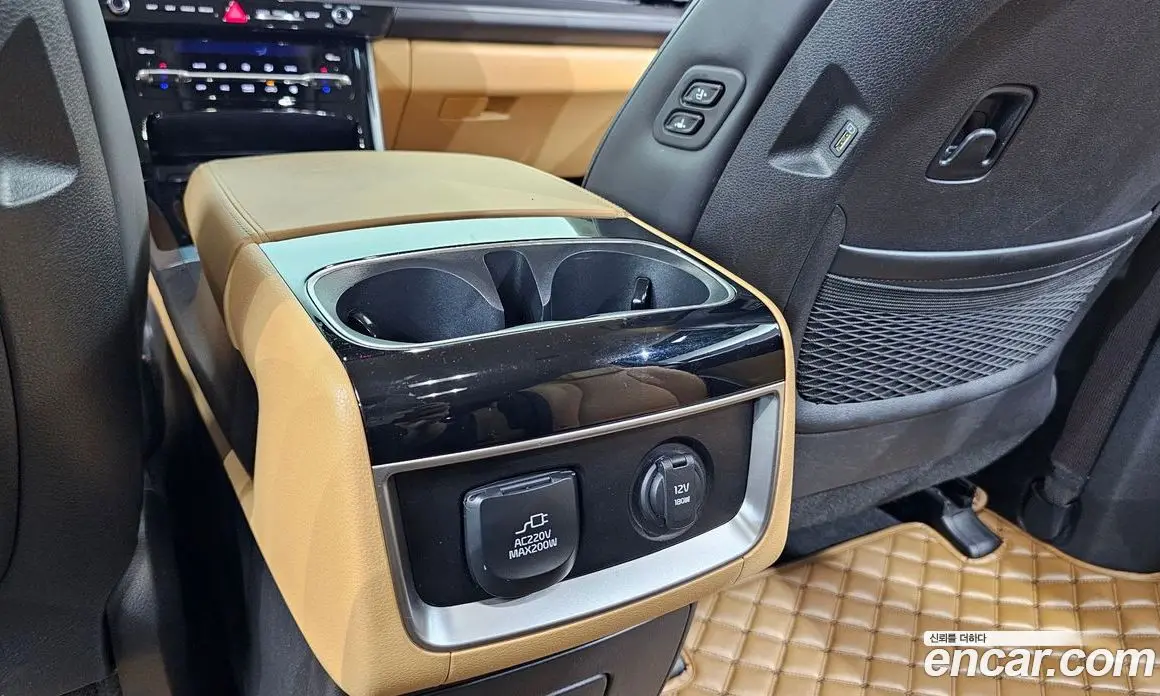 Kia Carnival 2022 2.2 автомат (гидро), фото 20 Kia Carnival 2022 2.2 автомат (гидро), фото 20