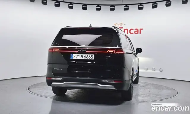 Kia Carnival 2022 2.2 автомат (гидро), миниатюра 4 Kia Carnival 2022 2.2 автомат (гидро), миниатюра 4