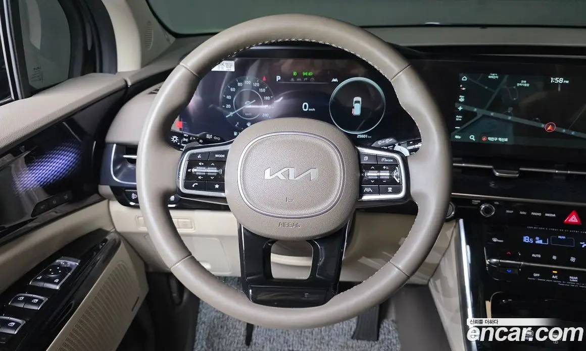 Kia Carnival 2023 3.5 автомат (гидро), фото 17