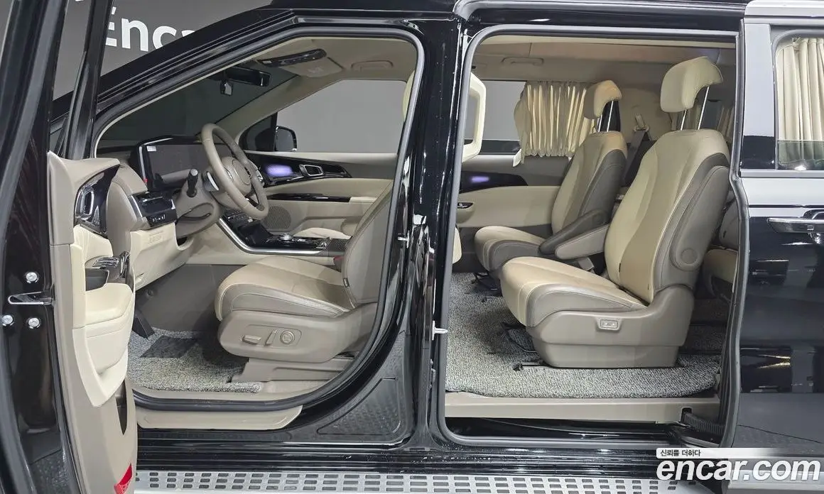 Kia Carnival 2023 3.5 автомат (гидро), фото 21