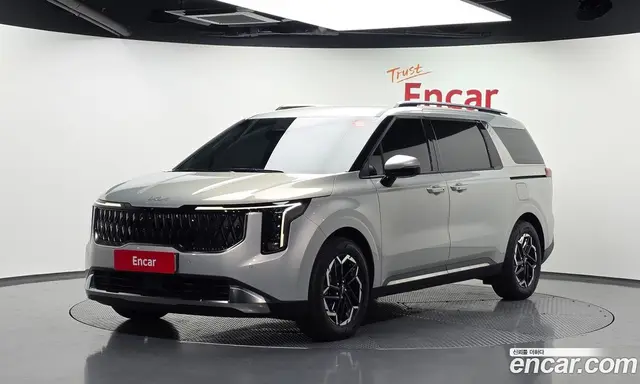 Kia Carnival, 2025, 19 460 км