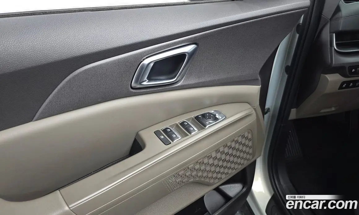 Kia Carnival 2025 2.2 автомат (гидро), фото 28