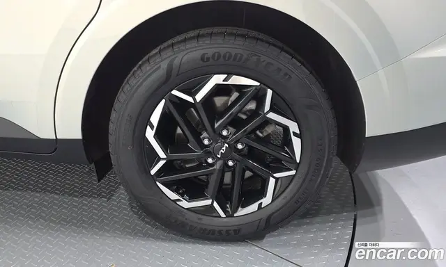 Kia Carnival 2025 2.2 автомат (гидро), миниатюра 7