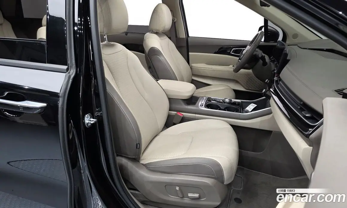 Kia Carnival 2025 2.2 автомат (гидро), фото 17