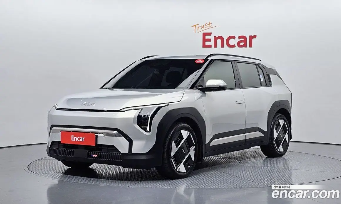 Kia EV3 2024 0.2 автомат (гидро), фото 1