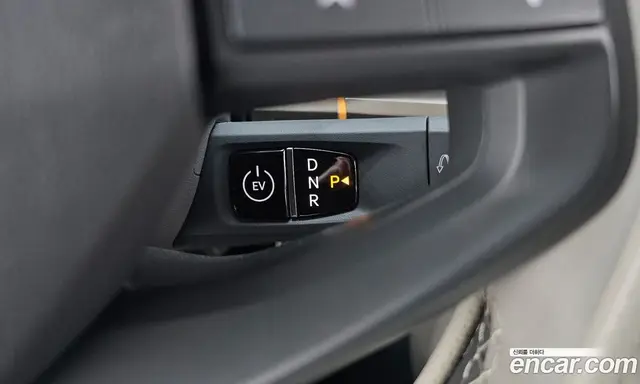 Kia EV3 2024 0.2 автомат (гидро), миниатюра 12