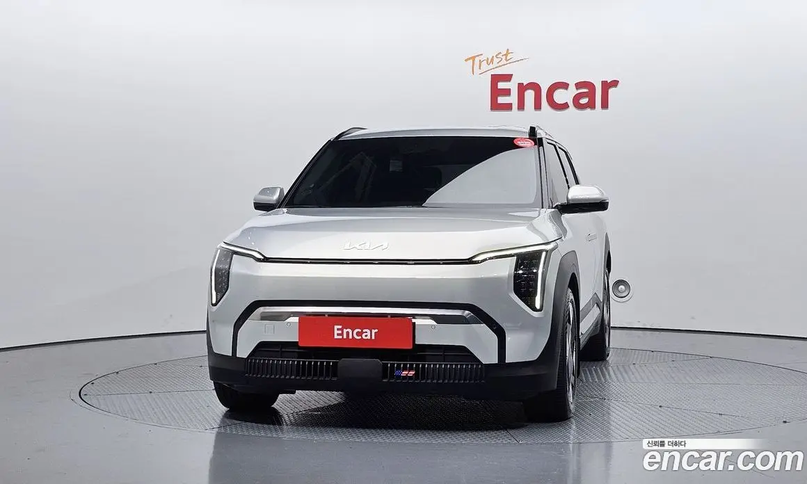 Kia EV3 2024 0.2 автомат (гидро), фото 3