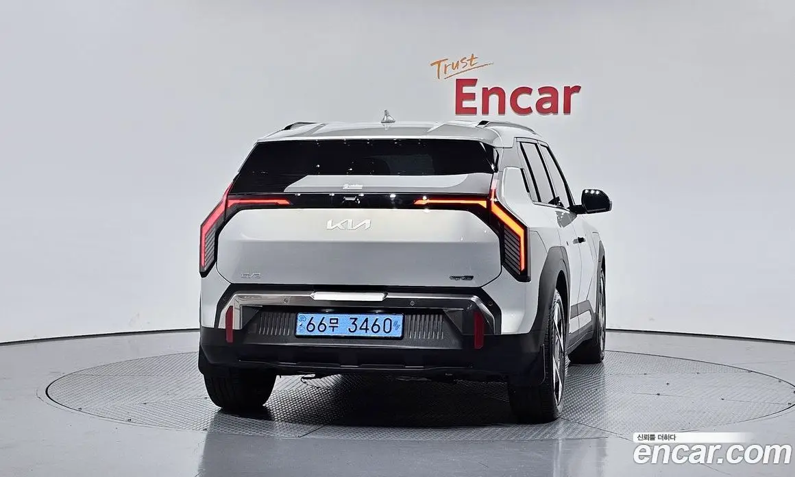 Kia EV3 2024 0.2 автомат (гидро), фото 4