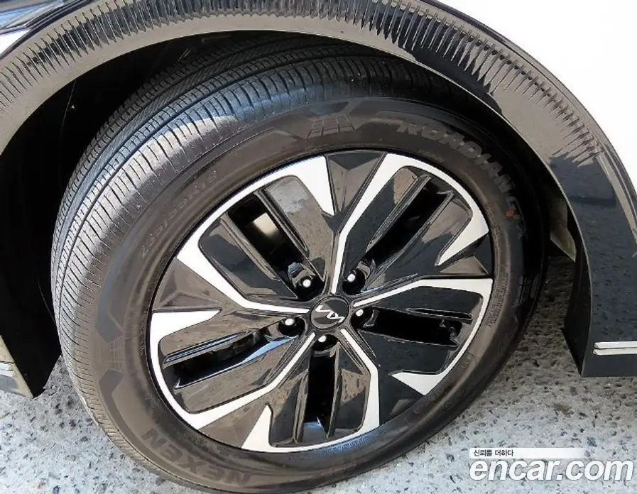 Kia EV6 2022 автомат (гидро), фото 5