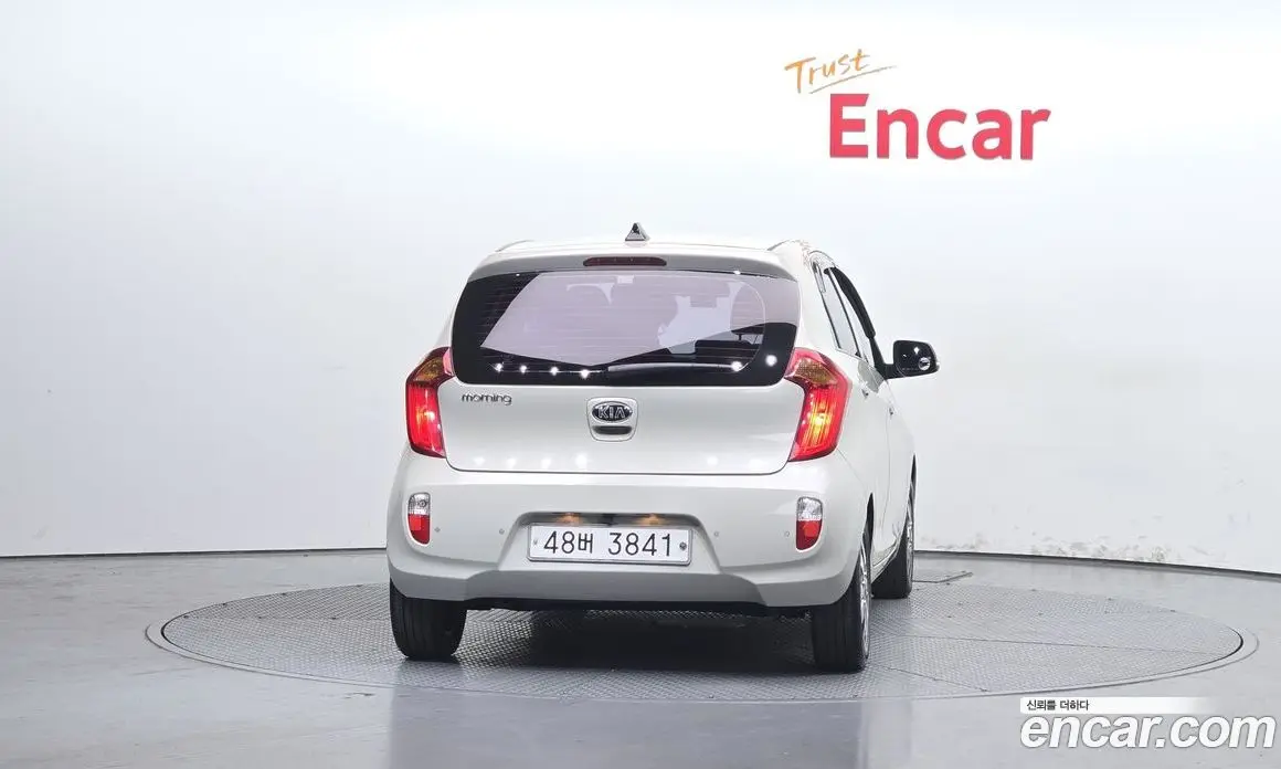 Kia Morning 2014 1.0 автомат (гидро), фото 4