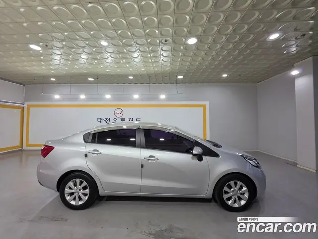 Kia Pride 2012 1.6 автомат (гидро), миниатюра 4