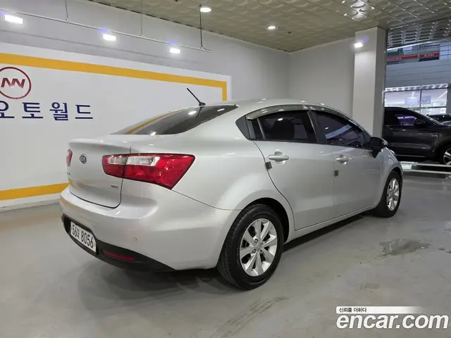 Kia Pride 2012 1.6 автомат (гидро), миниатюра 6