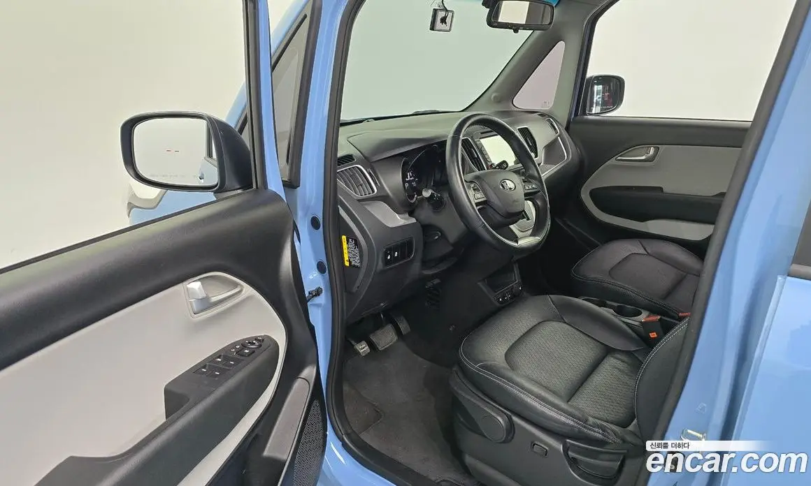 Kia Ray 2017 1.0 автомат (гидро), фото 13