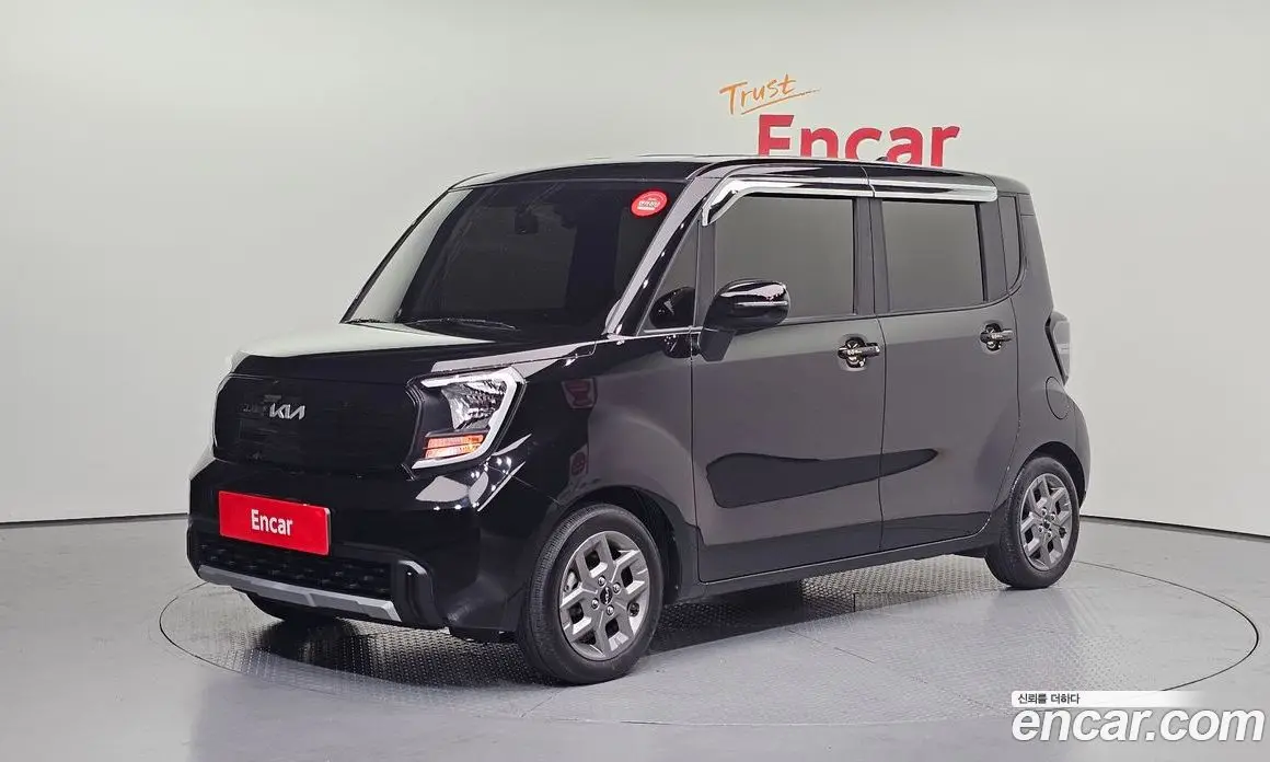 Kia Ray 2023 1.0 автомат (гидро), фото 1