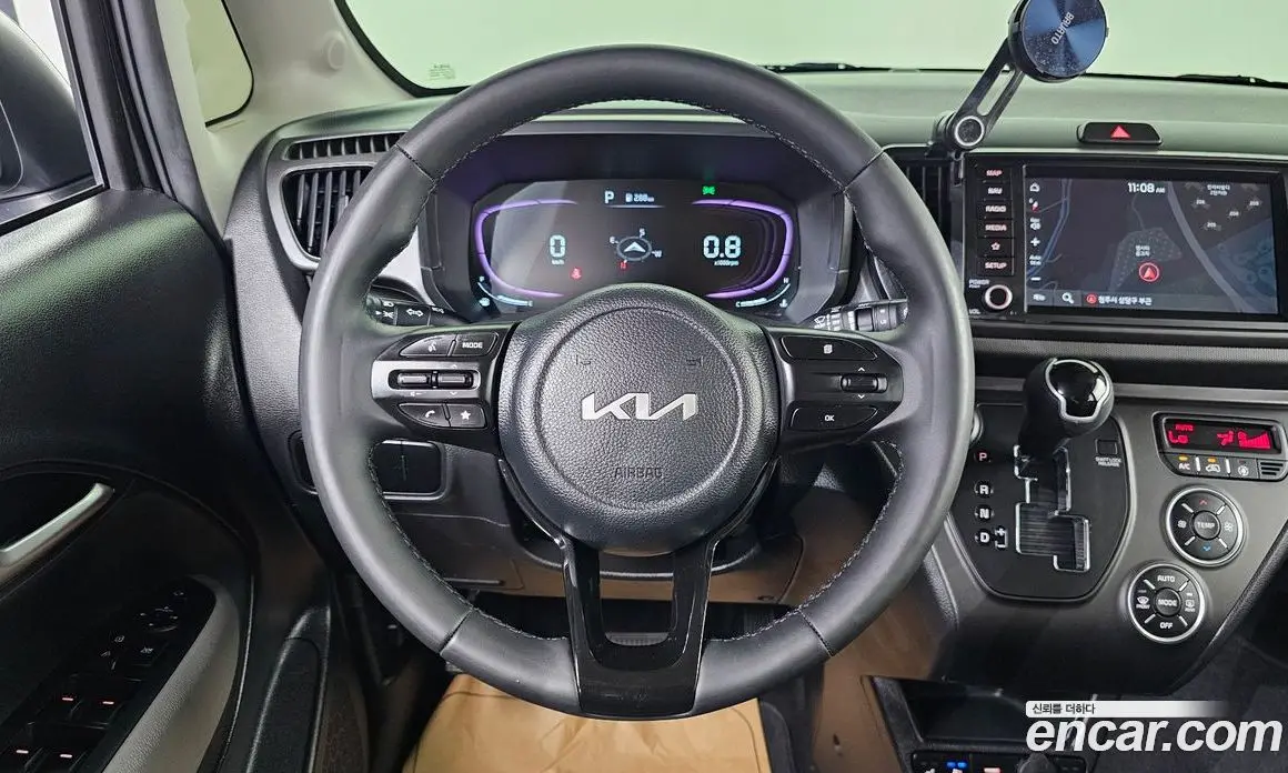 Kia Ray 2023 1.0 автомат (гидро), фото 15