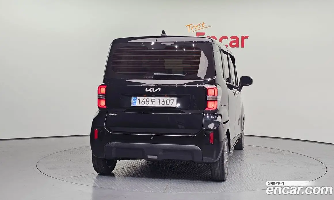 Kia Ray 2023 1.0 автомат (гидро), фото 4