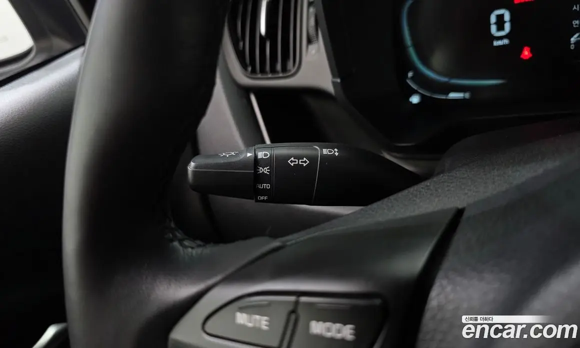 Kia Ray 2023 1.0 автомат (гидро), фото 22