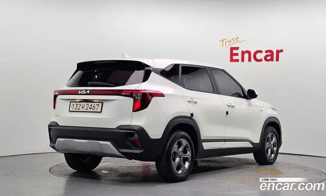 Kia Seltos 2023 2.0 автомат (гидро), миниатюра 2