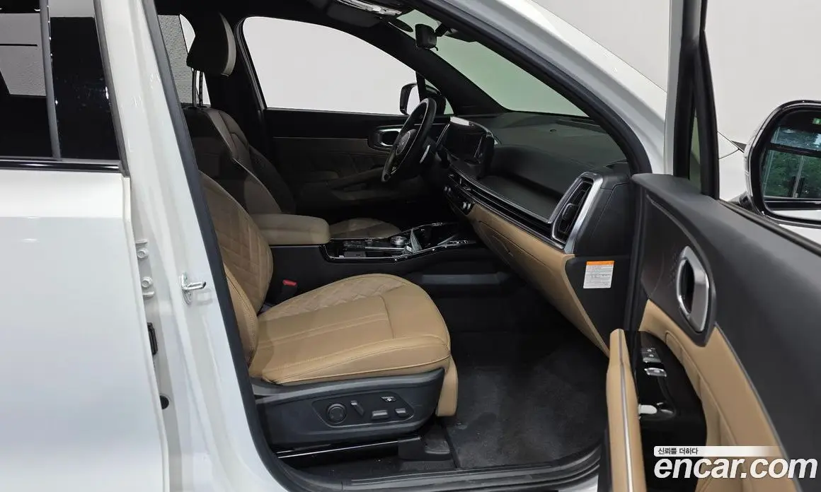 Kia Sorento 2024 1.6 автомат (гидро), фото 17 Kia Sorento 2024 1.6 автомат (гидро), фото 17