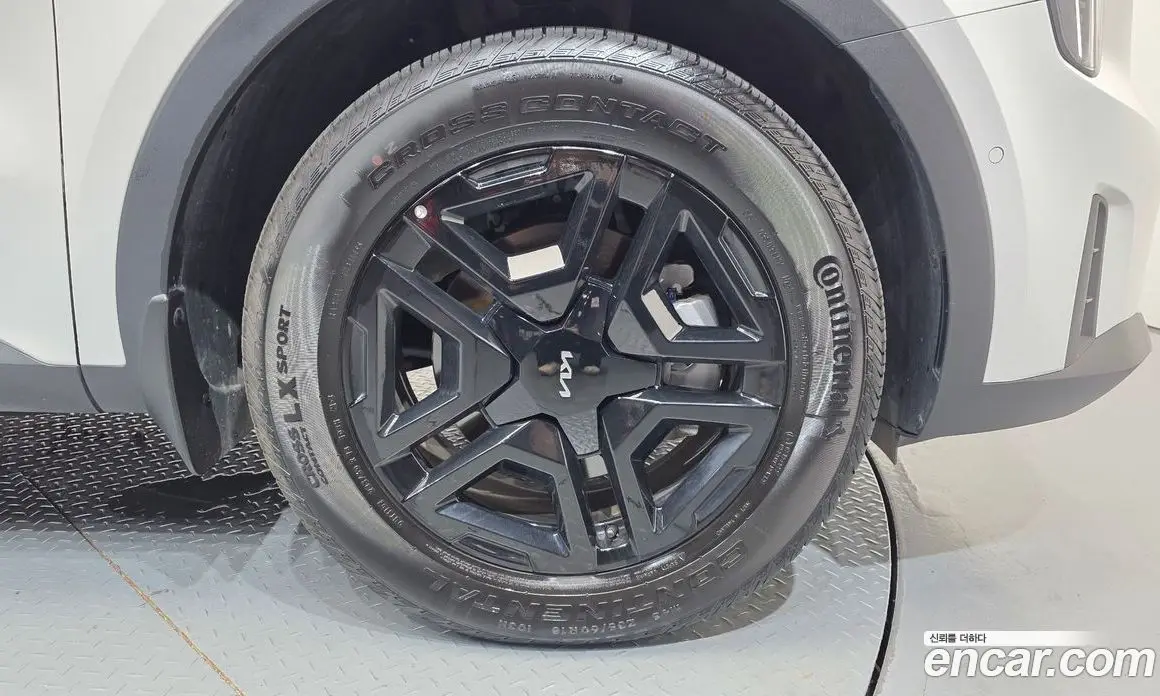 Kia Sorento 2024 1.6 автомат (гидро), фото 5 Kia Sorento 2024 1.6 автомат (гидро), фото 5