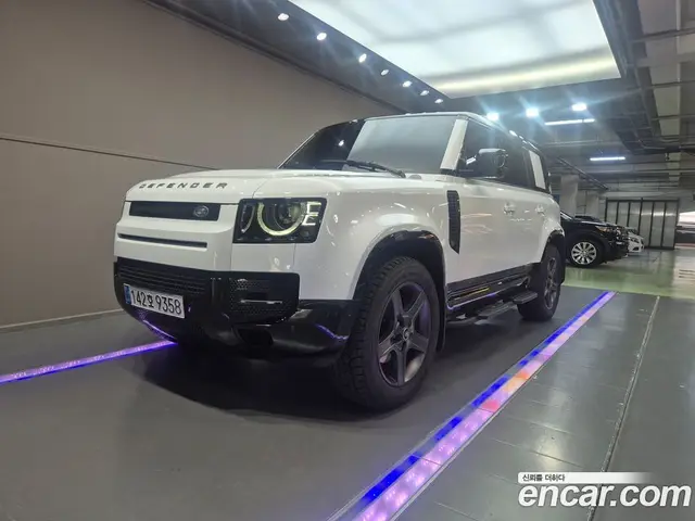 Land Rover Defender 2025 3.0 автомат (гидро), миниатюра 2