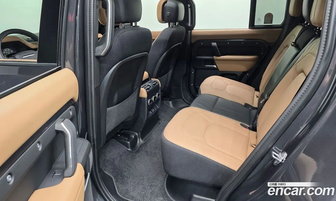Land Rover Defender 2026 3.0 автомат (гидро), фото 12