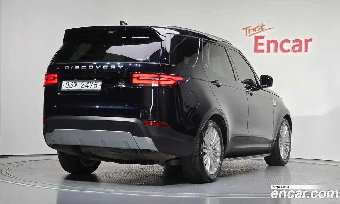 Land Rover Discovery 2018 3.0 автомат (гидро), фото 2