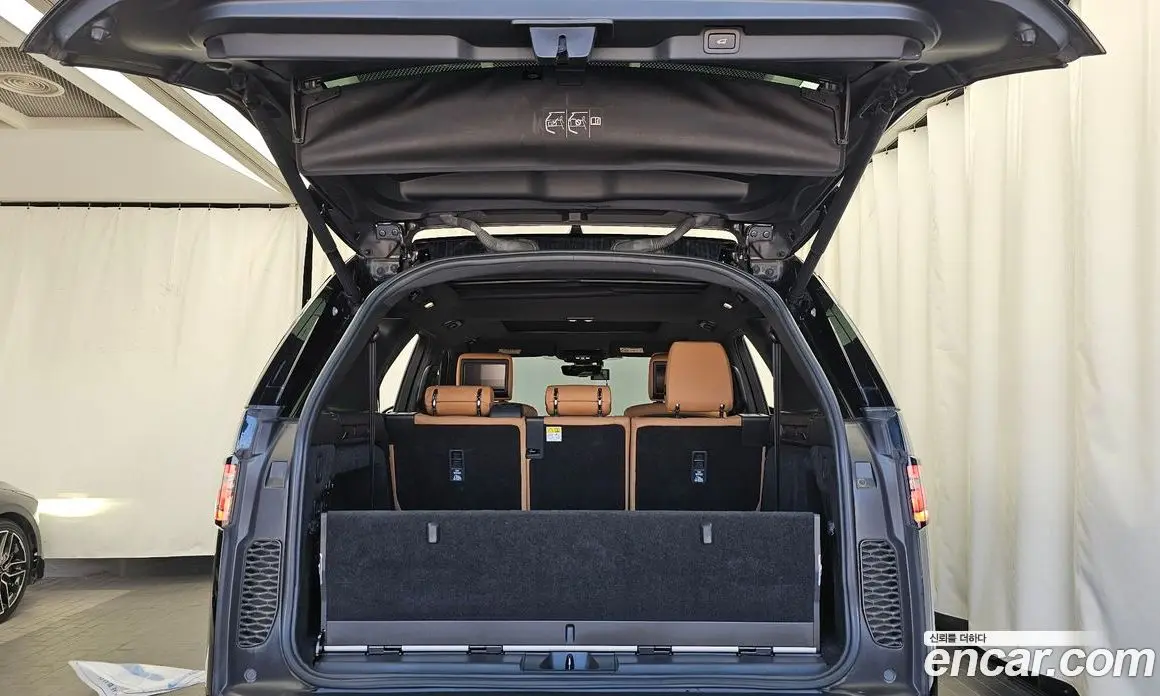 Land Rover Discovery 2018 3.0 автомат (гидро), фото 20