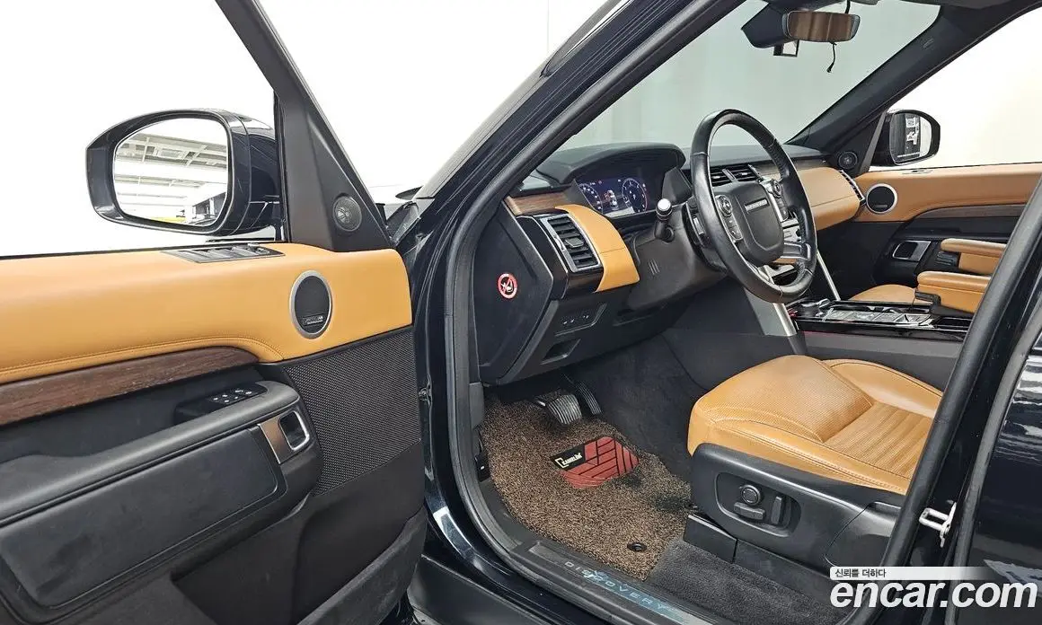 Land Rover Discovery 2018 3.0 автомат (гидро), фото 10