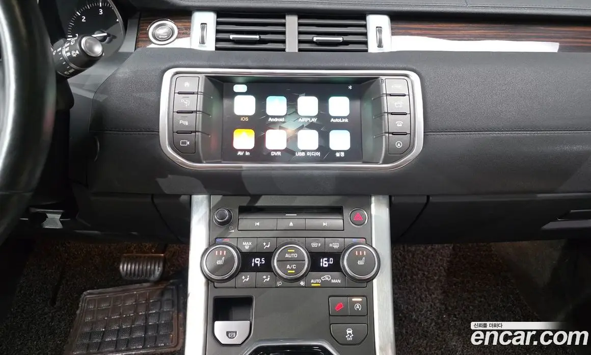 Land Rover Range Rover Evoque 2016 2.0 автомат (гидро), фото 14
