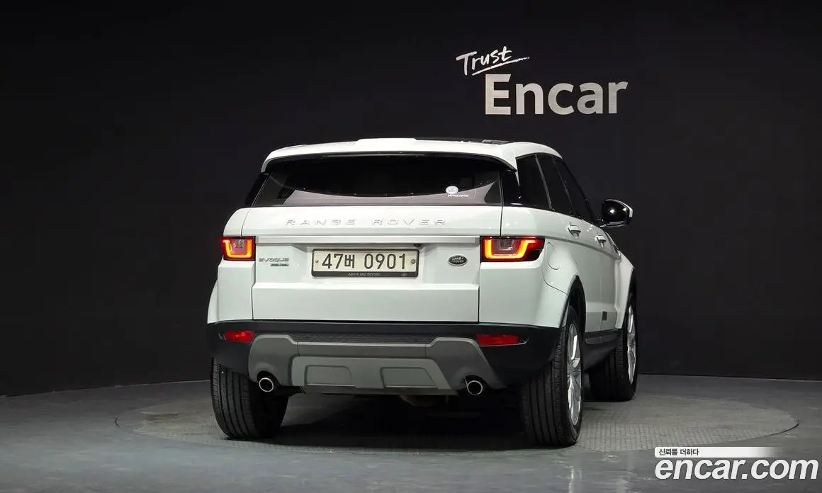 Land Rover Range Rover Evoque 2016 2.0 автомат (гидро), фото 4