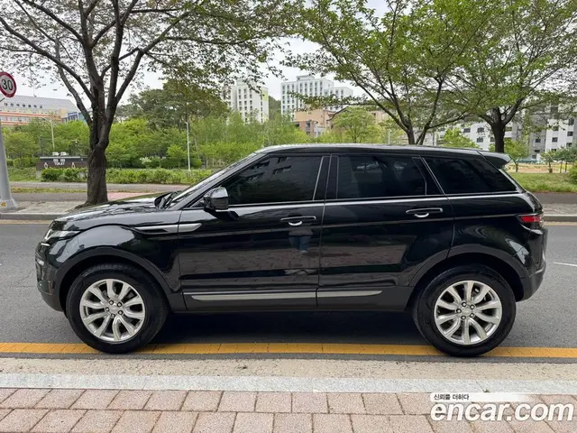 Land Rover Range Rover Evoque 2018 2.0 автомат (гидро), миниатюра 4